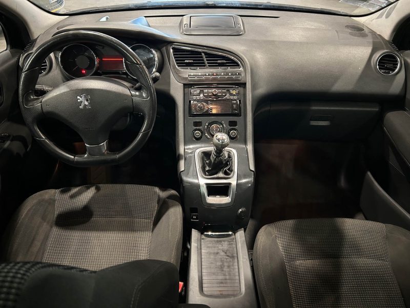 PEUGEOT 5008 2.0 HDI 150CH 