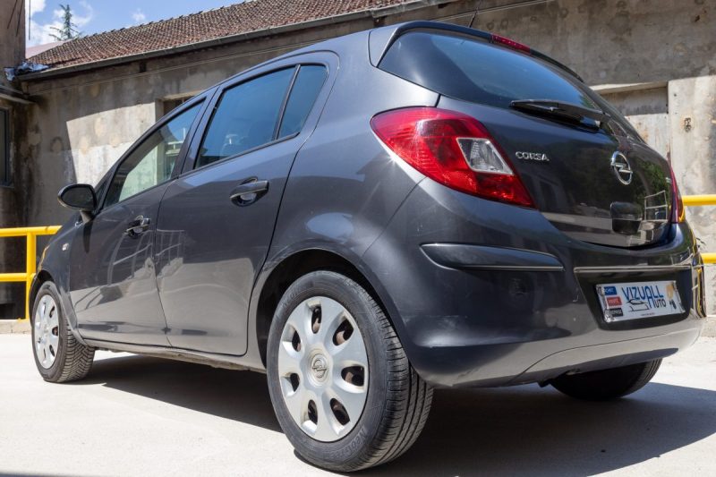 OPEL CORSA 1.3 CDTI 75 COOL LINE 2 2012