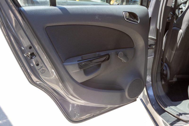 OPEL CORSA 1.3 CDTI 75 COOL LINE 2 2012