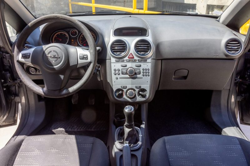 OPEL CORSA 1.3 CDTI 75 COOL LINE 2 2012