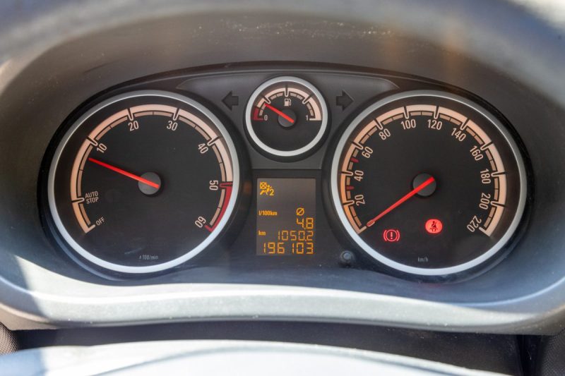 OPEL CORSA 1.3 CDTI 75 COOL LINE 2 2012