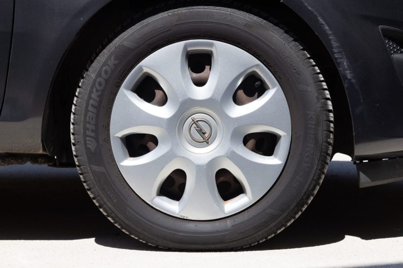 OPEL CORSA 1.3 CDTI 75 COOL LINE 2 2012