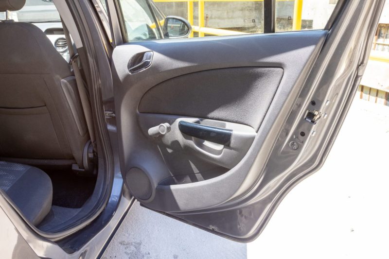 OPEL CORSA 1.3 CDTI 75 COOL LINE 2 2012