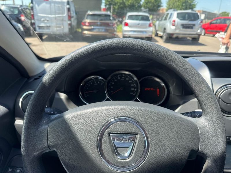 DACIA  DUSTER  1.5 DCI 110 LAUREATE 4X4 
