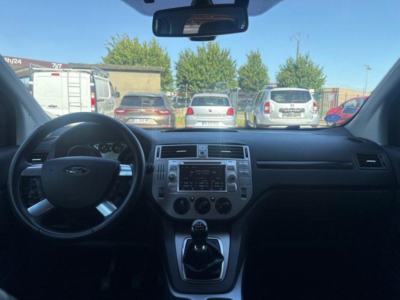 FORD KUGA 2.5T 200 TITANIUM 4X4 
