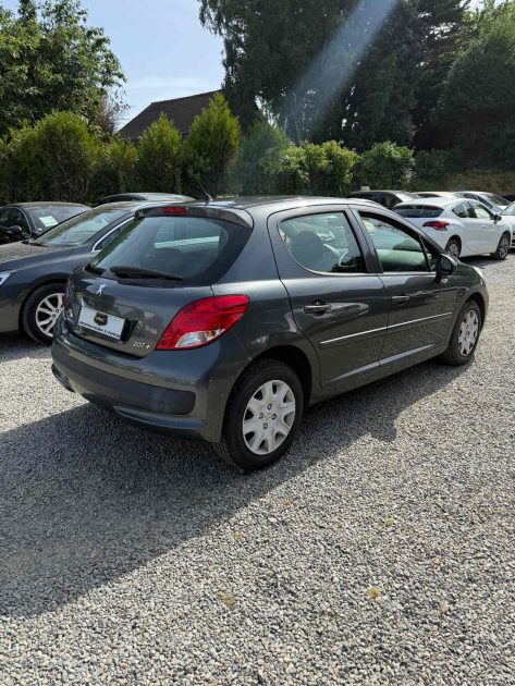 PEUGEOT 207 1.4I  75CV  2013