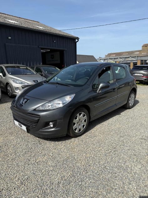PEUGEOT 207 1.4I  75CV  2013