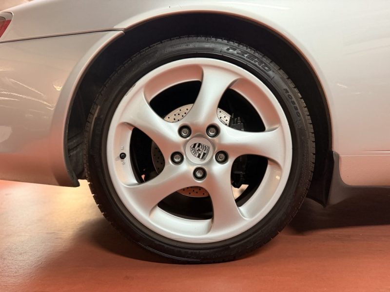 PORSCHE 911 TYPE 996 3.6 Carrera 2  320 Ch Mecanique