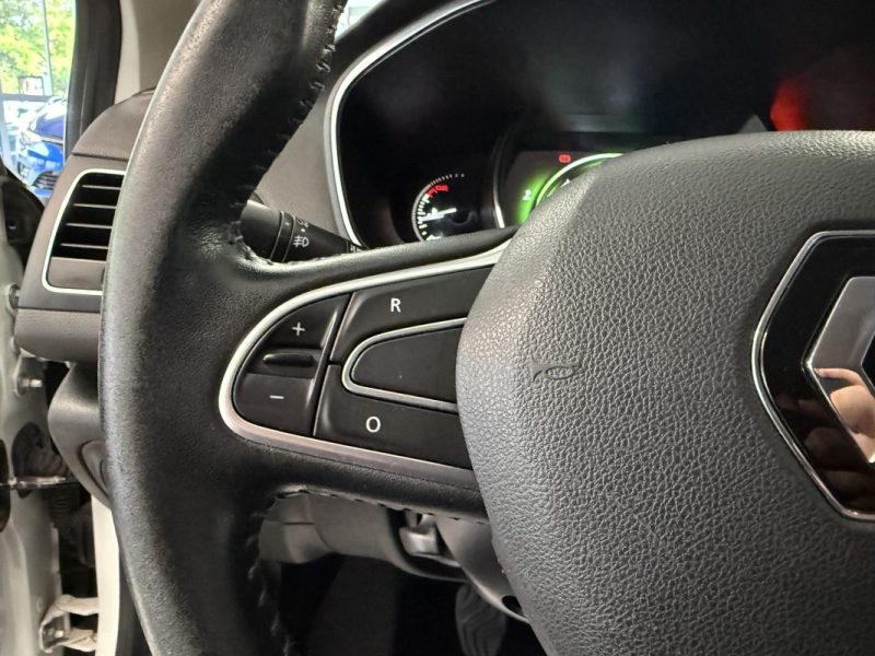 RENAULT MEGANE IV 1.5 dCi 110 ch Energy Intens