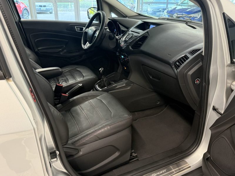 FORD ECOSPORT 1.5 EcoBlue TDCi 95 ch Titanium