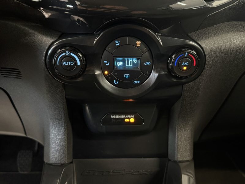 FORD ECOSPORT 1.5 EcoBlue TDCi 95 ch Titanium
