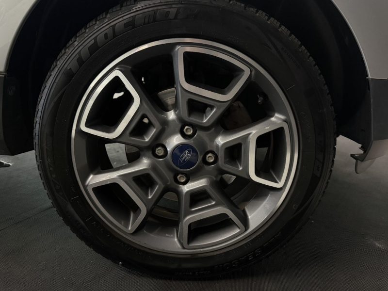FORD ECOSPORT 1.5 EcoBlue TDCi 95 ch Titanium
