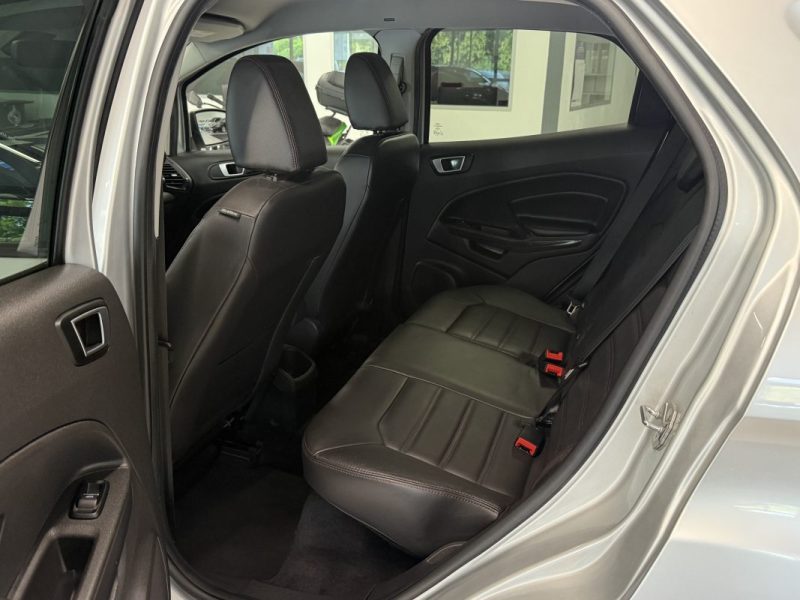 FORD ECOSPORT 1.5 EcoBlue TDCi 95 ch Titanium