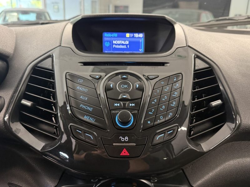 FORD ECOSPORT 1.5 EcoBlue TDCi 95 ch Titanium