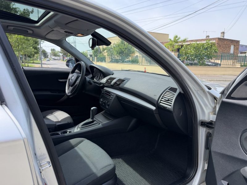 BMW SERIE 1 118I 130 CV Toit Ouvrant Boite auto / Paiement 4X ou 10X Possible