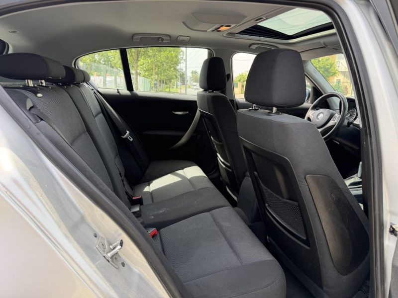 BMW SERIE 1 118I 130 CV Toit Ouvrant Boite auto / Paiement 4X ou 10X Possible