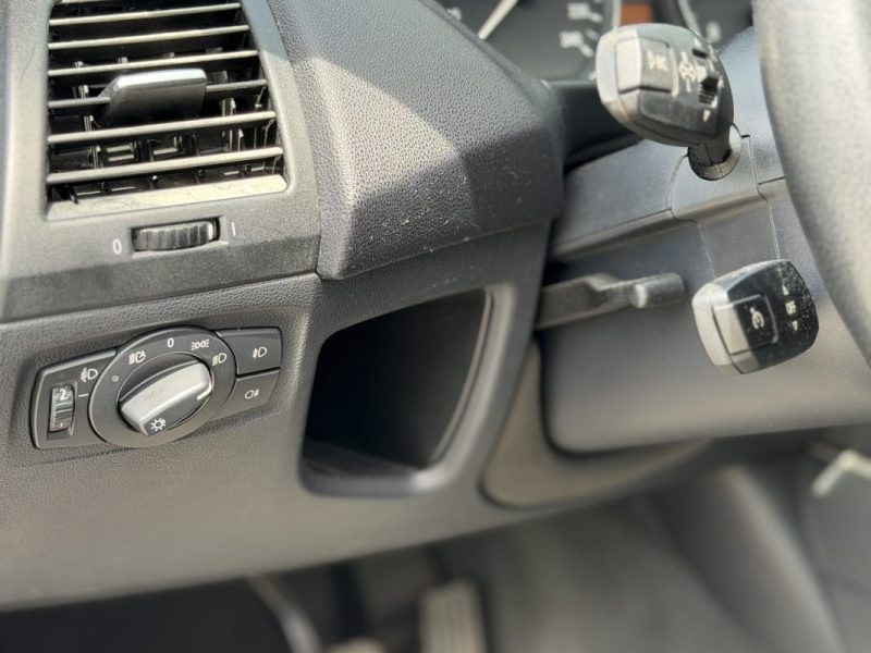 BMW SERIE 1 118I 130 CV Toit Ouvrant Boite auto / Paiement 4X ou 10X Possible