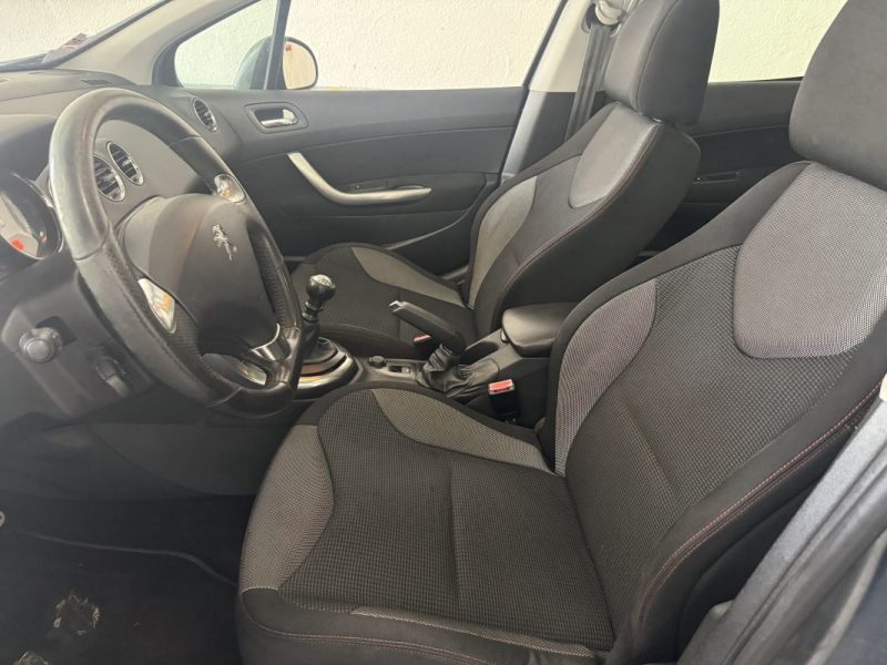 PEUGEOT 308 2.0 HDI 150 SPORTIUM 2011