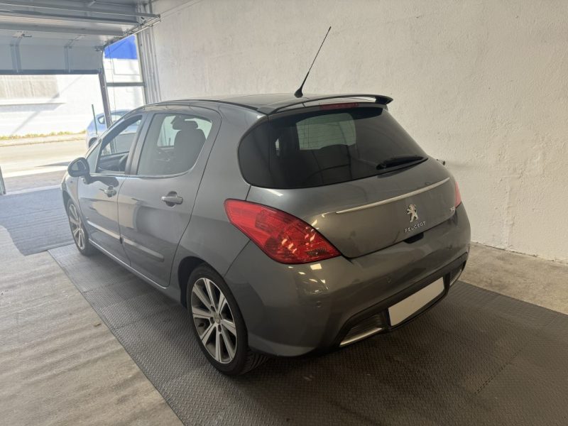 PEUGEOT 308 2.0 HDI 150 SPORTIUM 2011