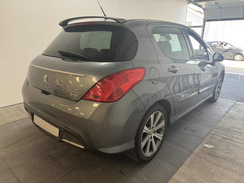 PEUGEOT 308 2.0 HDI 150 SPORTIUM 2011