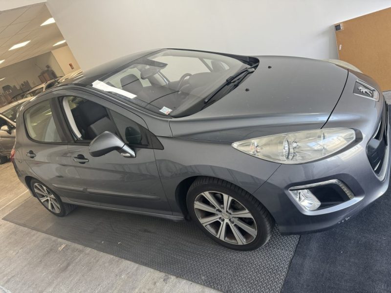 PEUGEOT 308 2.0 HDI 150 SPORTIUM 2011