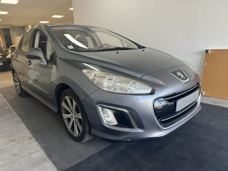 PEUGEOT 308 2.0 HDI 150 SPORTIUM 2011