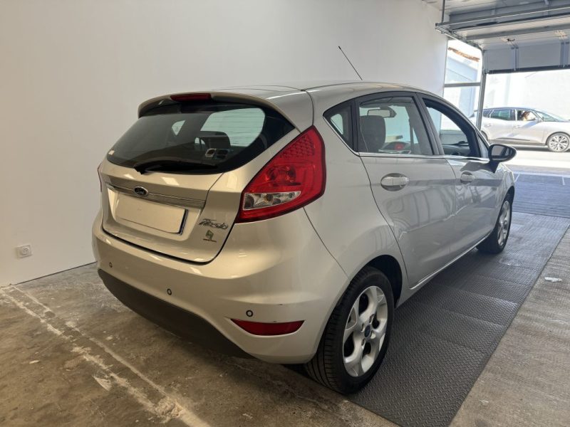 FORD FIESTA 1,25L 82CV TITANIUM 2011