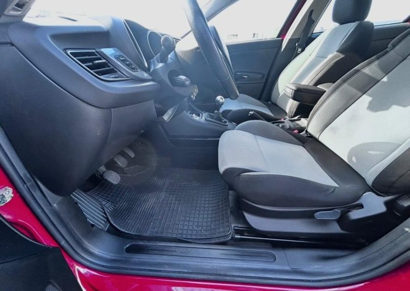 ALFA  ROMEO GIULIETTA  2.0  JTdM 140CV PACK TURISMO 