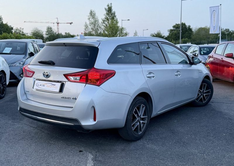 TOYOTA AURIS TOURING SPORTS 1.8 HYBRID 136h DYNAMIC BUSINESS