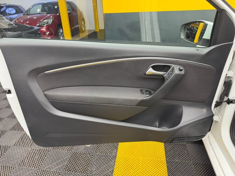 VOLKSWAGEN POLO 1.2 TSI 110 SPORTLINE DSG 
