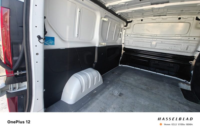 RENAULT TRAFIC L1H1 1200 2.0 DCI 120CH CONFORT E6 2020