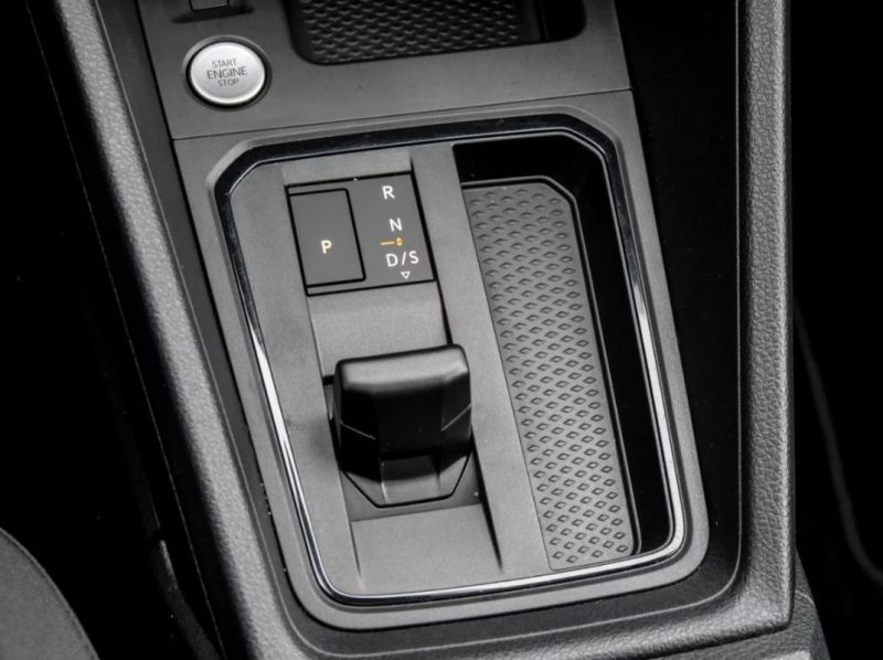 VOLKSWAGEN, VW CADDY DARK LABEL 2025