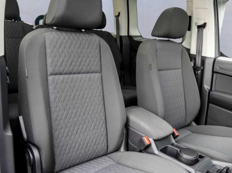 VOLKSWAGEN, VW CADDY DARK LABEL 2025