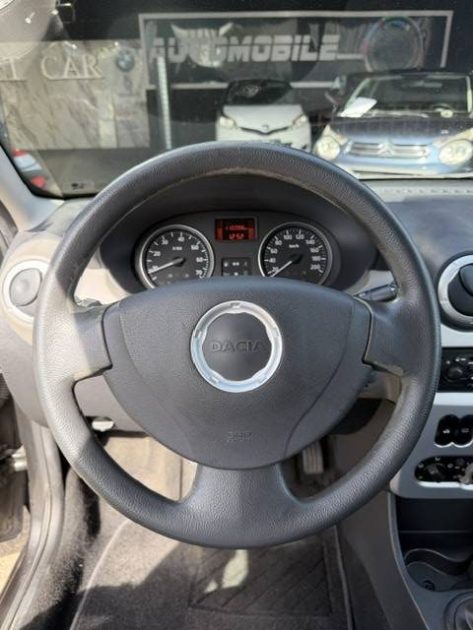 DACIA SANDERO 1.2 LIVE 2012 - 110 006Kms - Distrib ok - Premier Main - CLIMATISATION -SUIVIT DACIA