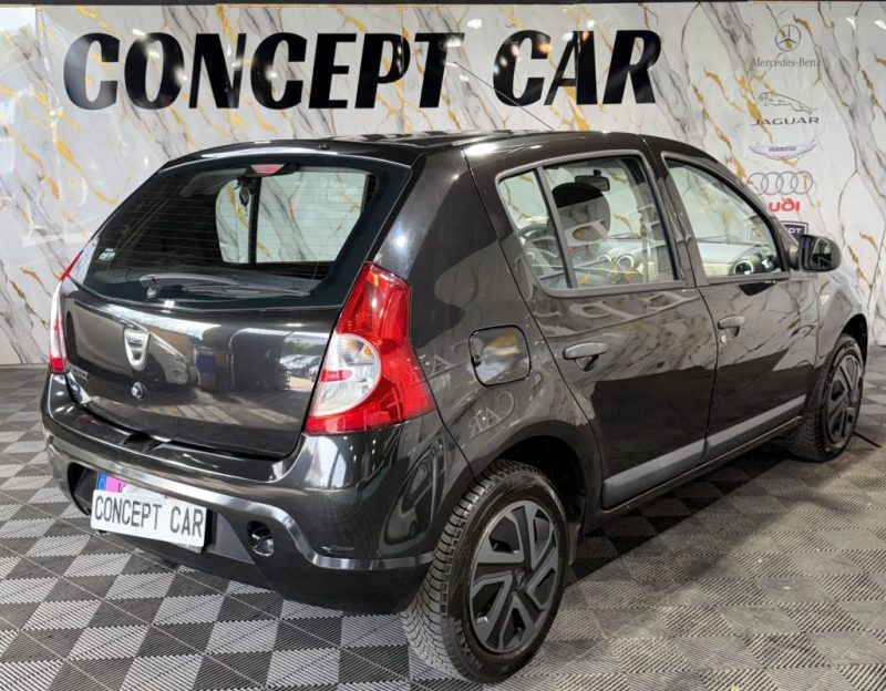DACIA SANDERO 1.2 LIVE 2012 - 110 006Kms - Distrib ok - Premier Main - CLIMATISATION -SUIVIT DACIA