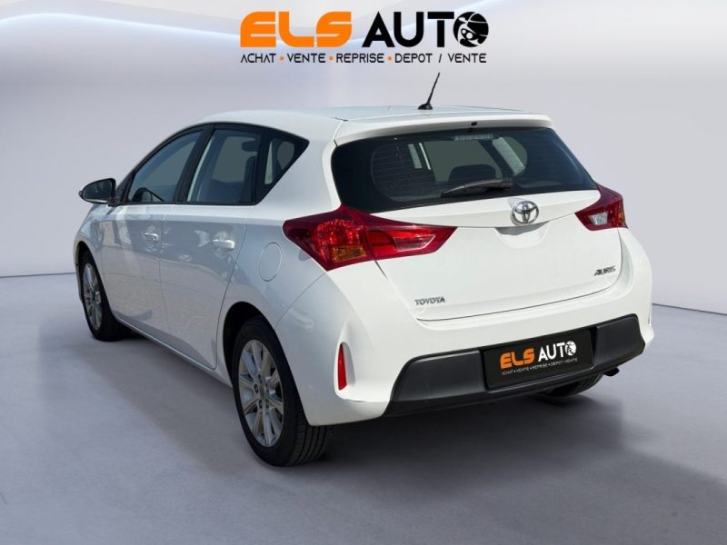 TOYOTA AURIS 1.3 VVTI 100ch Active 1.Main