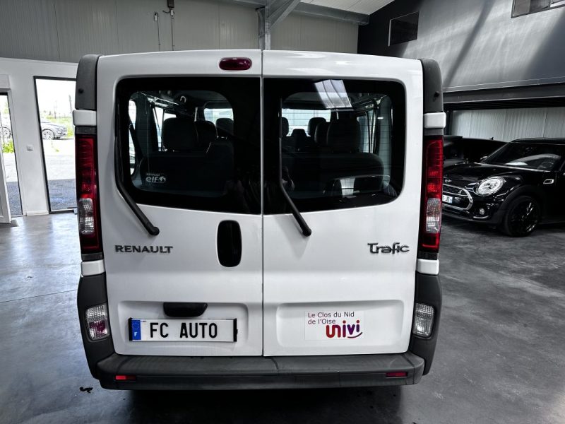 RENAULT TRAFIC 2.0DCI 90CV 9 PLACES 