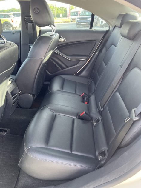 MERCEDES CLASSE CLA ME64032 2013