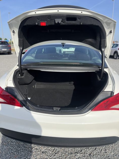 MERCEDES CLASSE CLA ME64032 2013