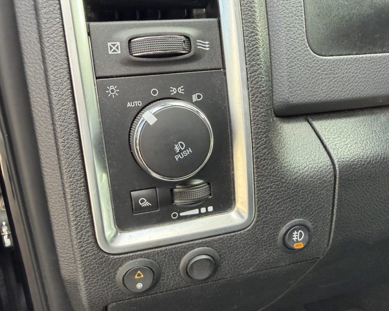 DODGE RAM 1500 5.7 V8 395 ch SLT SPORT - TVA Récupérable - Carte grise utilitaire