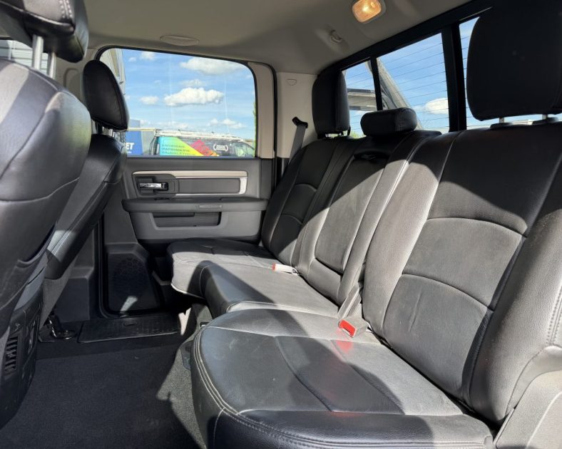 DODGE RAM 1500 5.7 V8 395 ch SLT SPORT - TVA Récupérable - Carte grise utilitaire