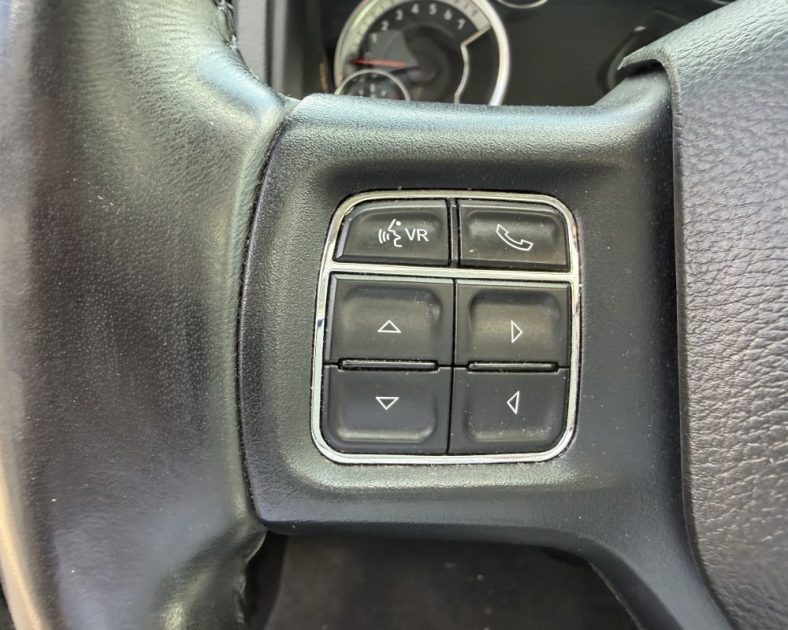 DODGE RAM 1500 5.7 V8 395 ch SLT SPORT - TVA Récupérable - Carte grise utilitaire