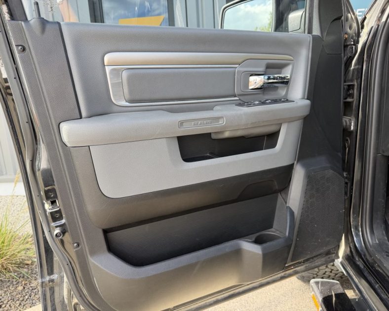 DODGE RAM 1500 5.7 V8 395 ch SLT SPORT - TVA Récupérable - Carte grise utilitaire