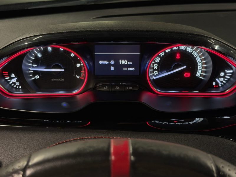 PEUGEOT 208 GTI 1.6 TURBO 200 Cv TOIT PANORAMIQUE / ORIGINE FRANCE ECRAN GPS - GARANTIE 1 AN