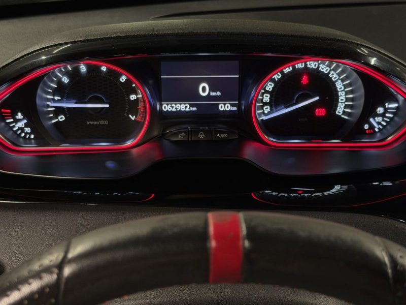PEUGEOT 208 GTI 1.6 TURBO 200 Cv TOIT PANORAMIQUE / ORIGINE FRANCE ECRAN GPS - GARANTIE 1 AN