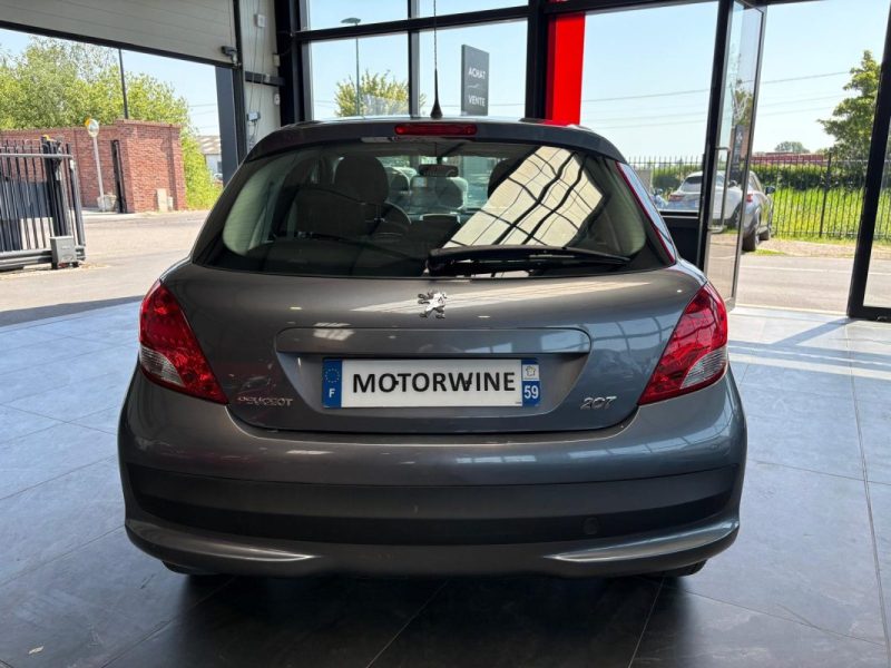 🔹 Peugeot 207 1.4 VTI 95 CH🌤️ Toit panoramique ❄️ Climatisation🛡️ Garantie 6 mois