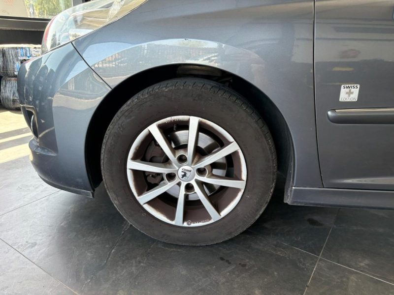 🔹 Peugeot 207 1.4 VTI 95 CH🌤️ Toit panoramique ❄️ Climatisation🛡️ Garantie 6 mois