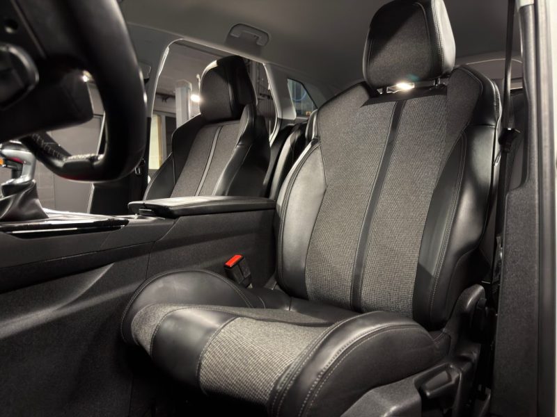 PEUGEOT 3008 II ALLURE 2.0 HDI 150 Cv APPLE CARPLAY & ANDROID BVM6 - GARANTIE 1 AN