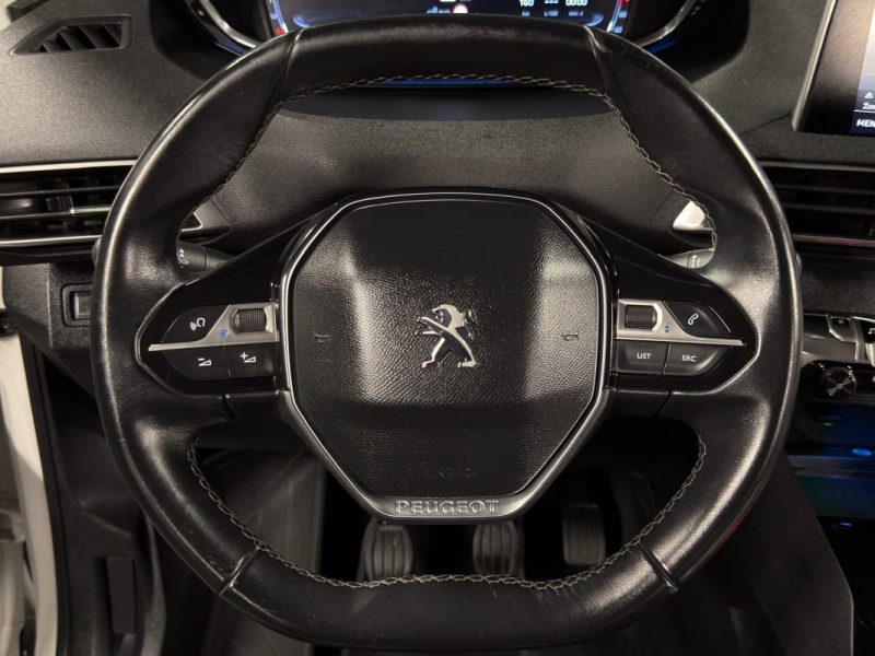 PEUGEOT 3008 II ALLURE 2.0 HDI 150 Cv APPLE CARPLAY & ANDROID BVM6 - GARANTIE 1 AN