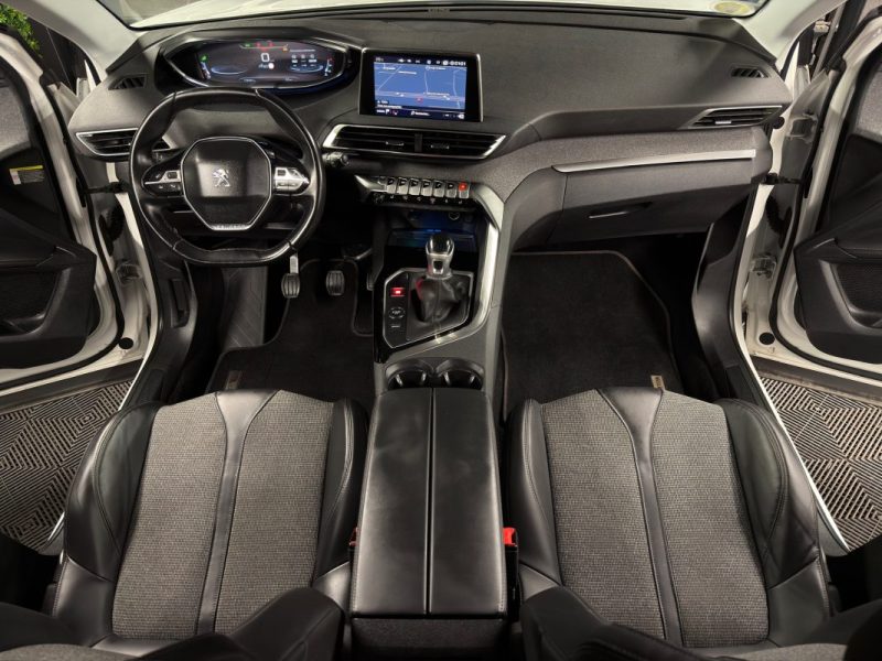 PEUGEOT 3008 II ALLURE 2.0 HDI 150 Cv APPLE CARPLAY & ANDROID BVM6 - GARANTIE 1 AN